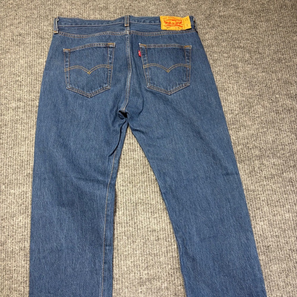 Levis 501 Original Fit Mens Jeans 35x34 Blue Straight Leg Button Fly 501-0193